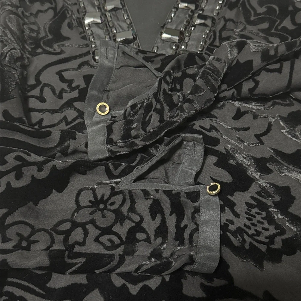 Tory Burch Black Patterned Blouse with Button sleeve Detail - Picture 7 of 7